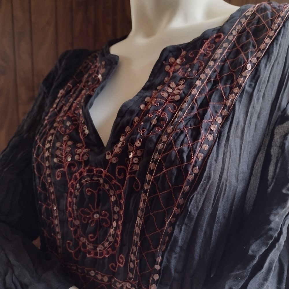 VTG Faded Glory Women's Top Long Sleeve Embellished V-Neck Ruffle Black (Mis143)